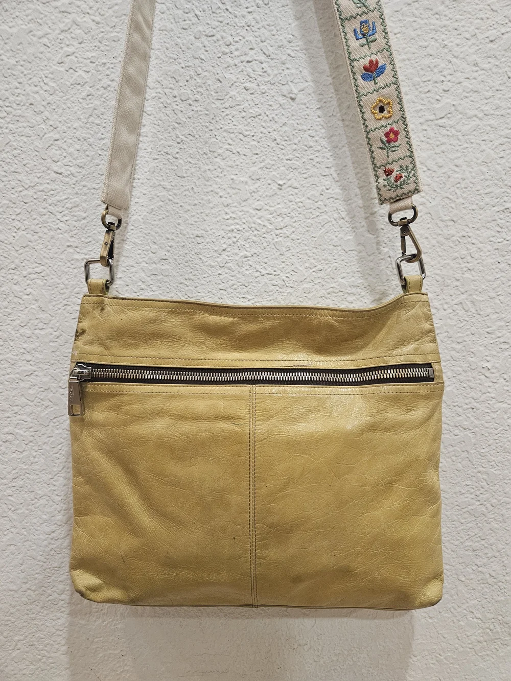Vintage Hobo International Mustard Yellow Crossbody Purse w/ Woven Strap